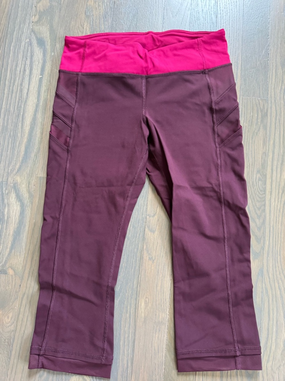 Lululemon Illumina Crop 6